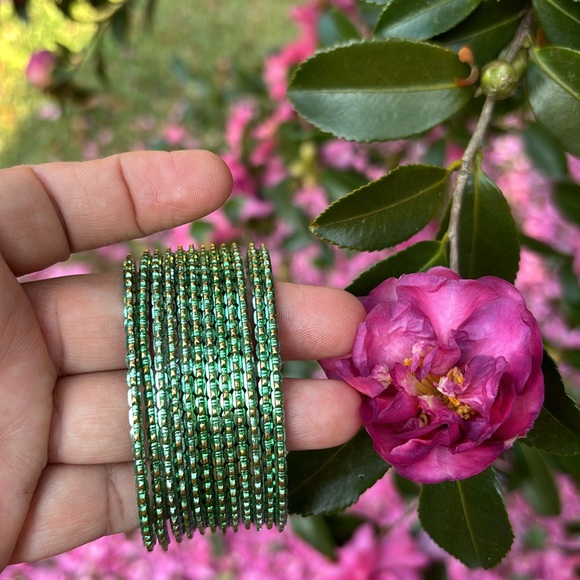 GREEN BANGLES - Picture 9 of 16